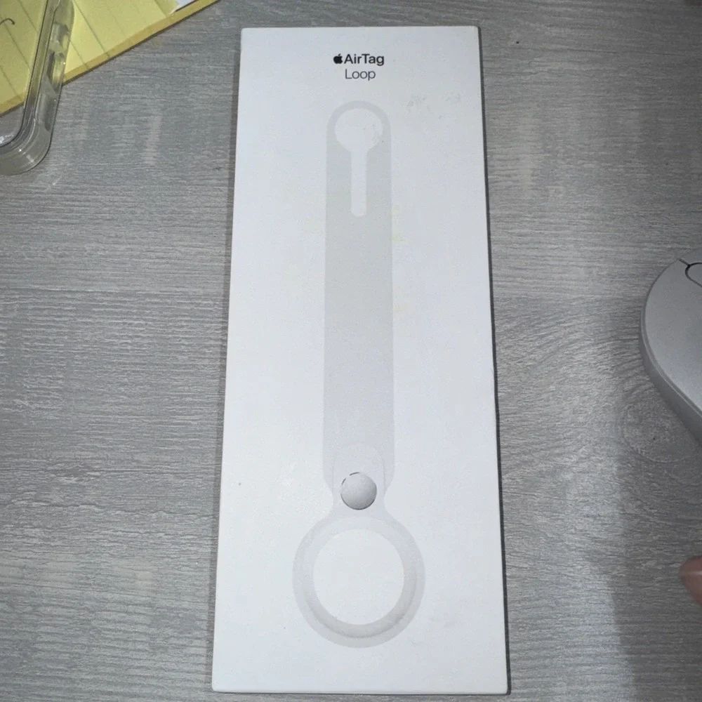 Apple AirTag Loop Case Cover - White MX4F2ZM/A Open Box